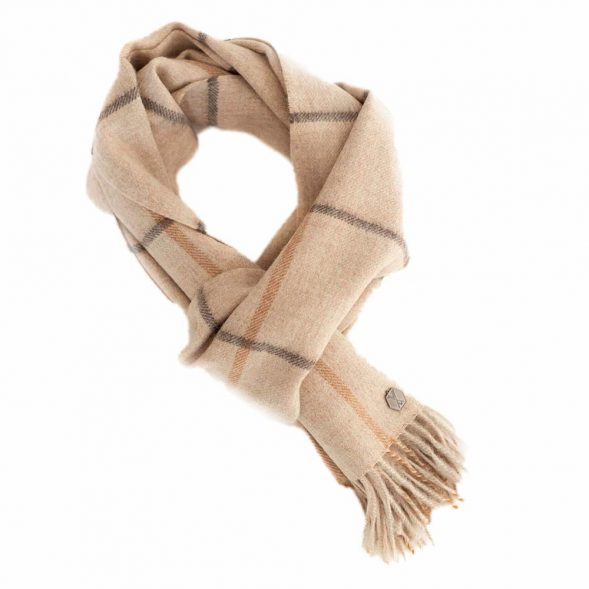 Fliesen Design Store und Showroom Timmendorf Weich Couture Alpaca Seidenschal